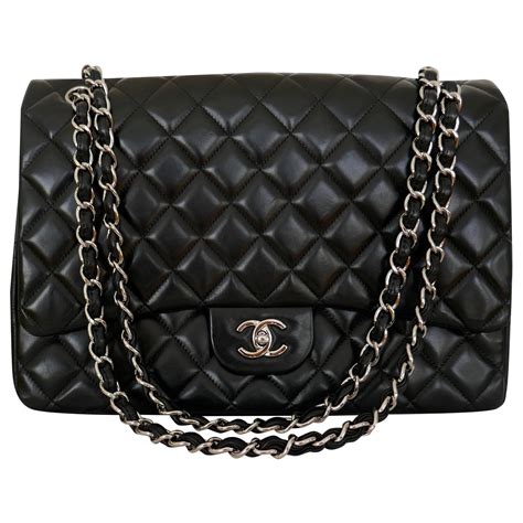 sac chanel timeless jumbo 30 cm|Chanel Timeless Shoulder bag 401824 .